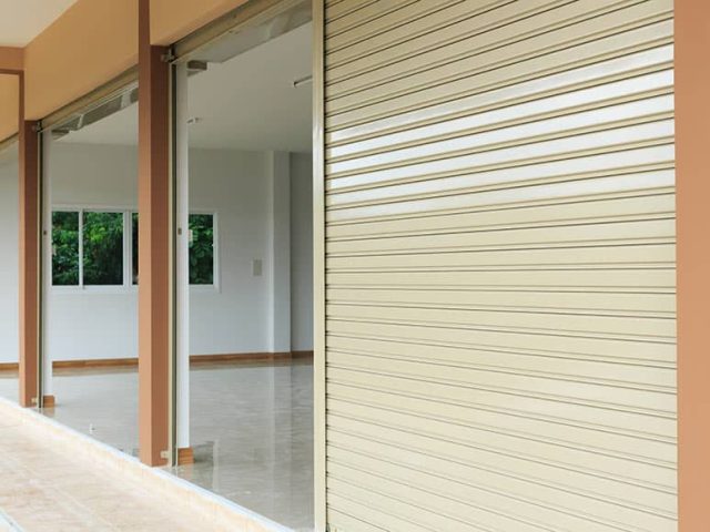 solid-roller-shutters_1-1